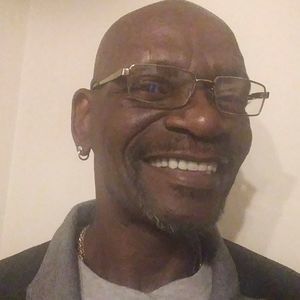 Meet your Posher, Lewis